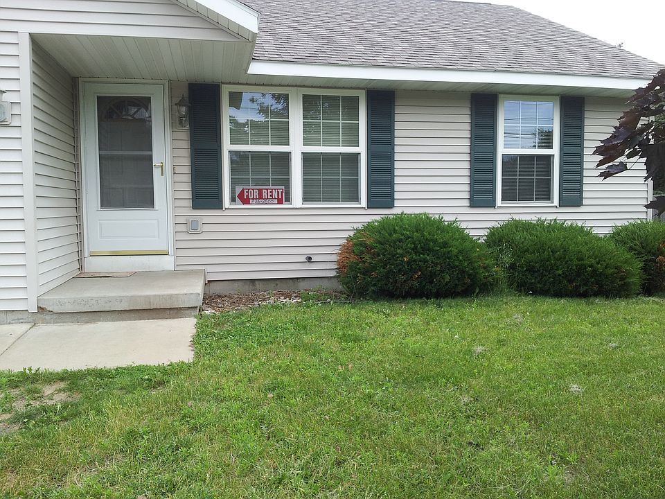 Front of duplex
