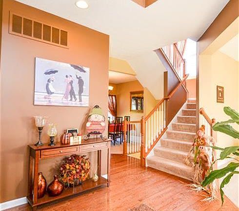 3rd image of 5528 Mallard Pointe Ct