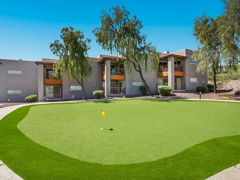 Golf Villas Apartments — Photo 25