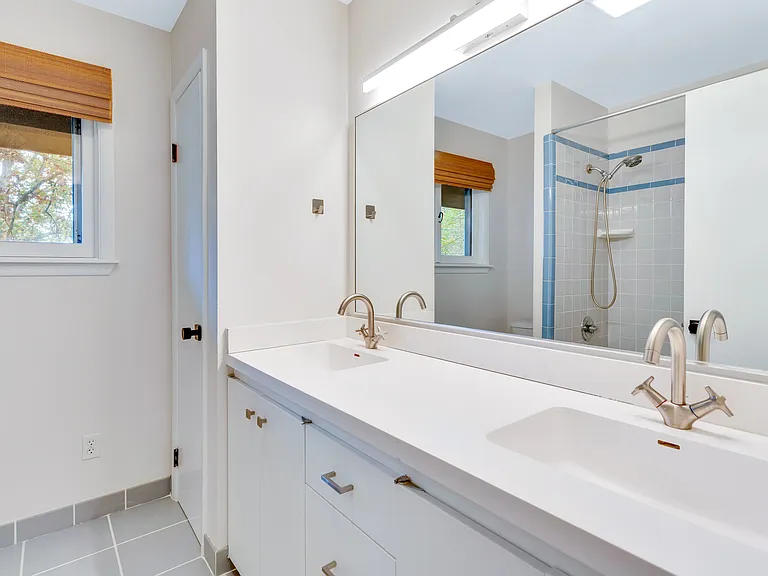 201 S Palisades Dr — Photo 12