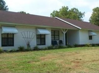 201 Mary Ellen Dr, Ripley, MS 38663