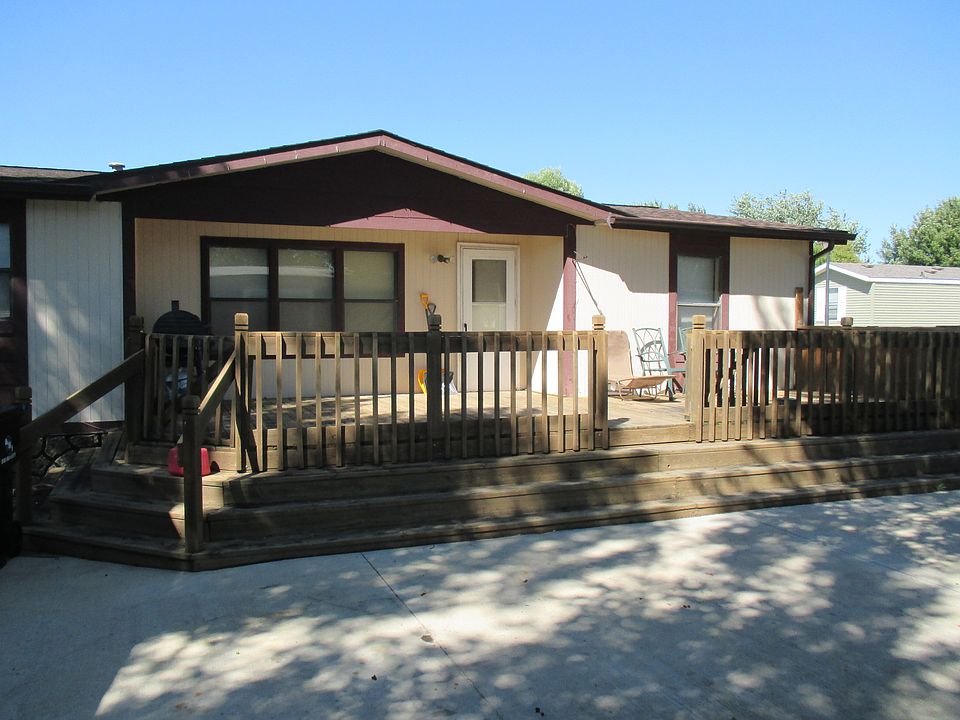 1st image of 1980 SE Summer Park Dr #131