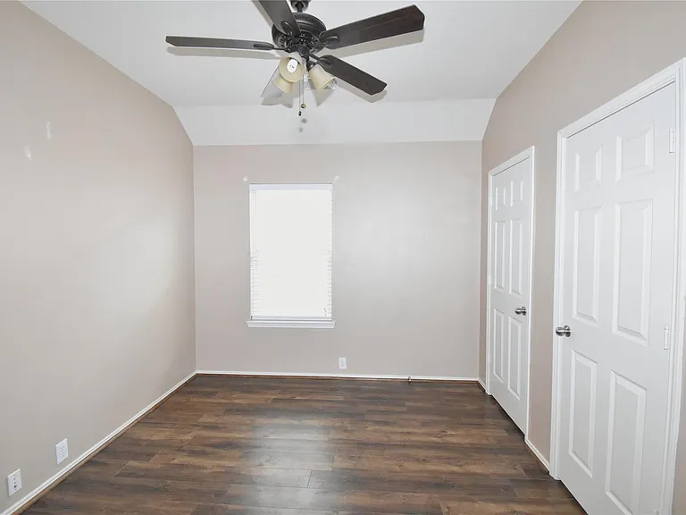 30315 Castle Forest Dr — Photo 17