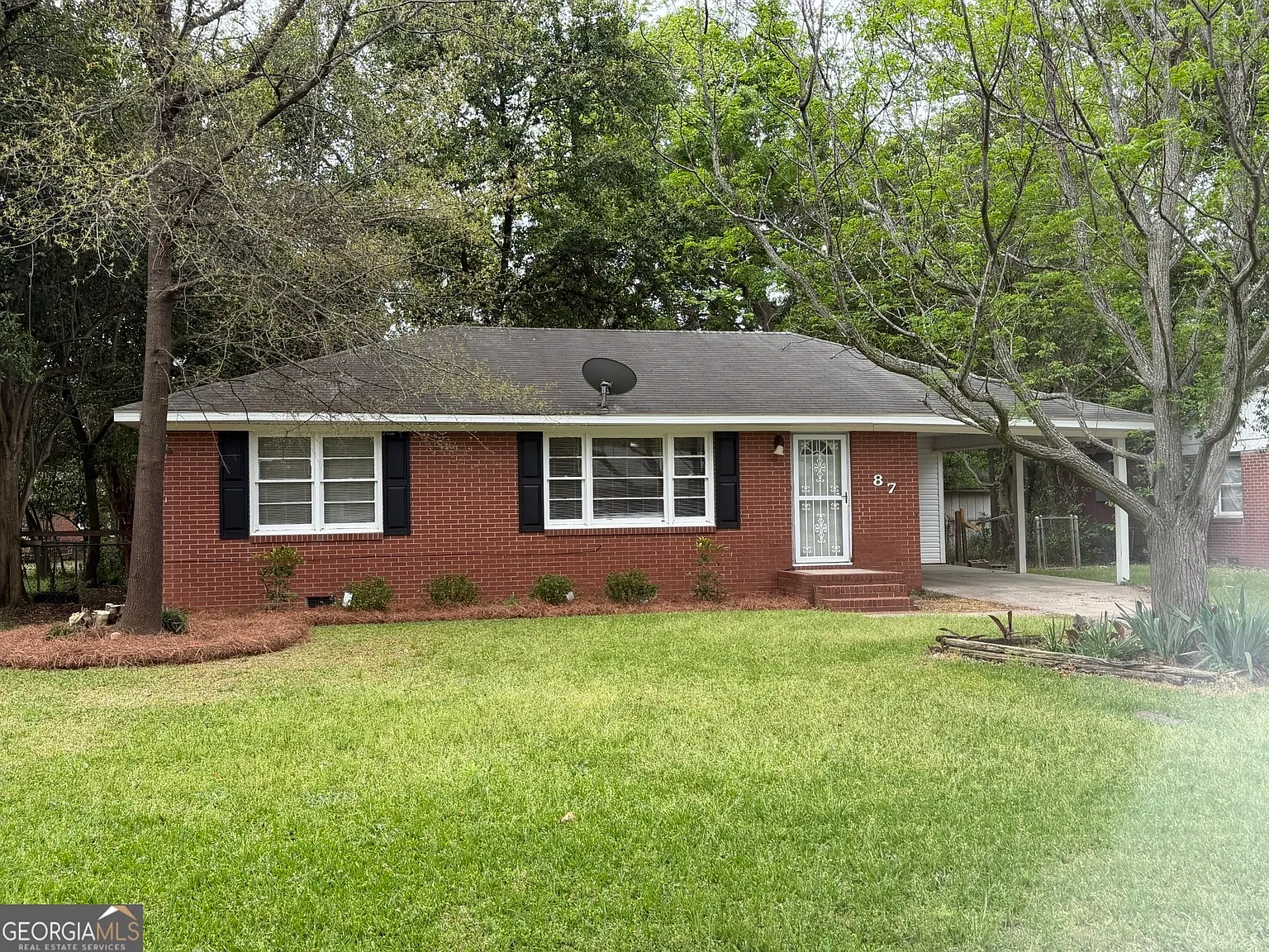 87 Ravenwood Way photo 1