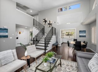 962 E Buckhill Rd, Fresno, CA 93720