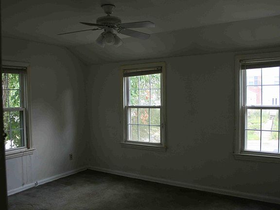 2nd image of 2717 Jefferson Dr