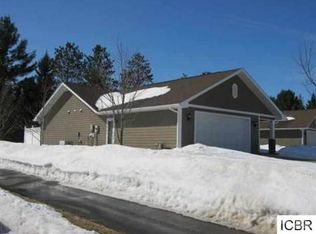 1102 SW 8th St, Grand Rapids, MN 55744