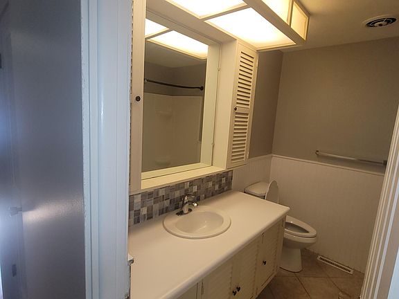 5th image of 8110 E Avon Ln