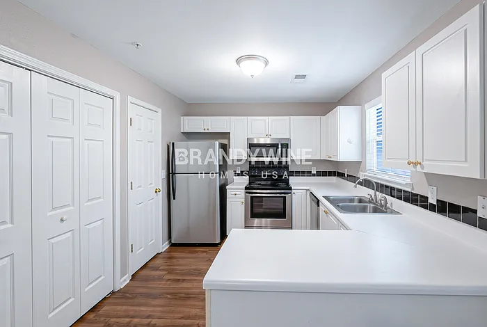 168 Watercress Ct — Photo 6