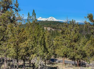 1685 NW Wild Rye Cir, Bend, OR 97703