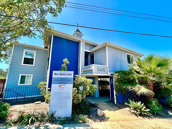 3rd image of 5615 Carpinteria Ave APT 201