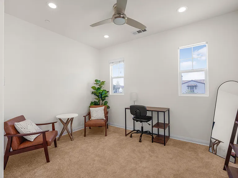 679 Nile River Dr — Photo 21