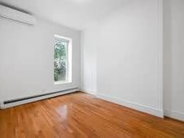 571 Macdonough Street image 17 of 22