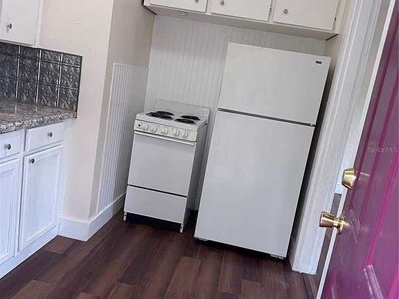 3rd image of 108 E BROADWAY STREET
