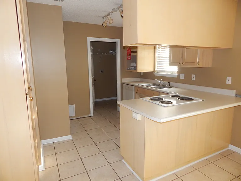 3740 Mulligan Rd — Photo 7