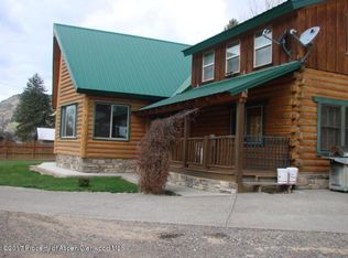 460 7th St, Meeker, CO 81641