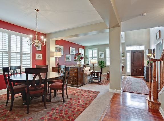 2nd image of 2750 Liberty Lakes Blvd