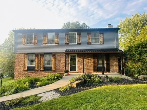 11 Holyoke Dr, Greensburg, PA 15601