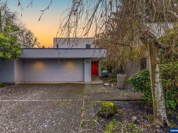 755 Windgate St S, Salem, OR 97302