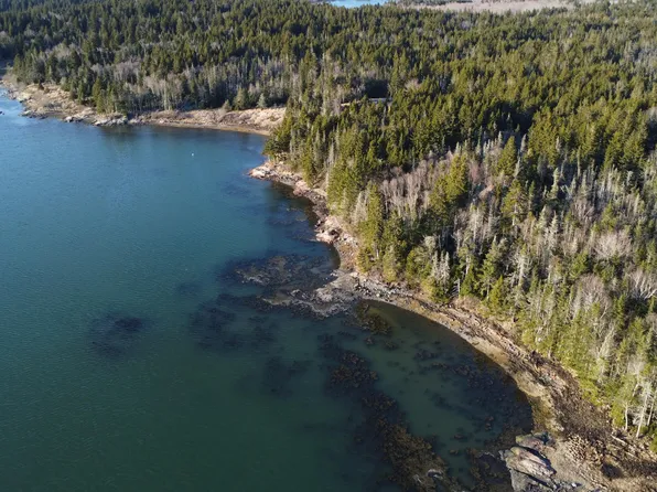 6 Collins Cove Road, Machiasport, ME 04655