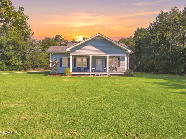 2814 W Willow St, Scott, LA 70583
