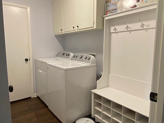 3rd image of 7504 Hollyoak Dr
