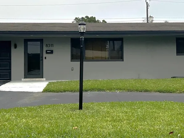 8311 NW 16th St, Pembroke Pines, FL 33024