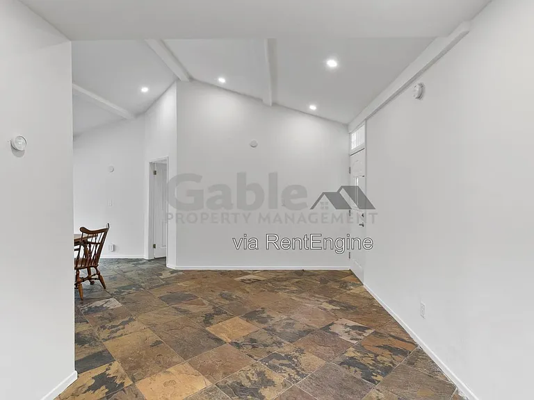 6060 Colfax Ave #3 — Photo 3