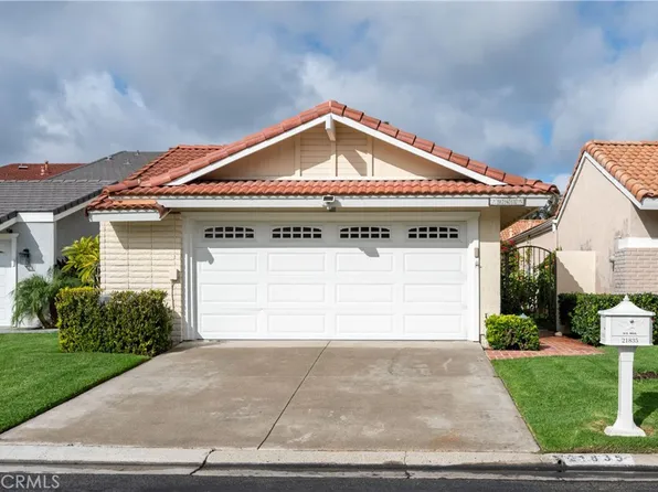 21835 Michigan Ln, Lake Forest, CA 92630