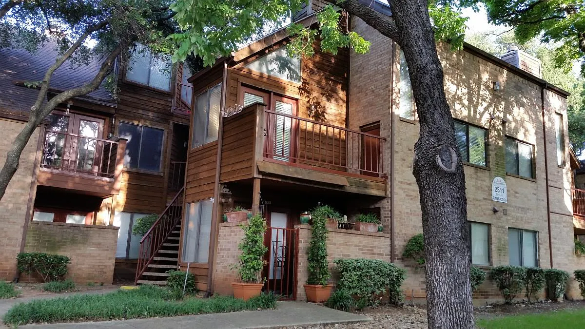Second floor security, peaceful patio - 2311 Basil Dr #C207