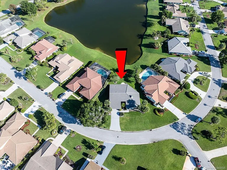 2386 SW Creekside Dr — Photo 49