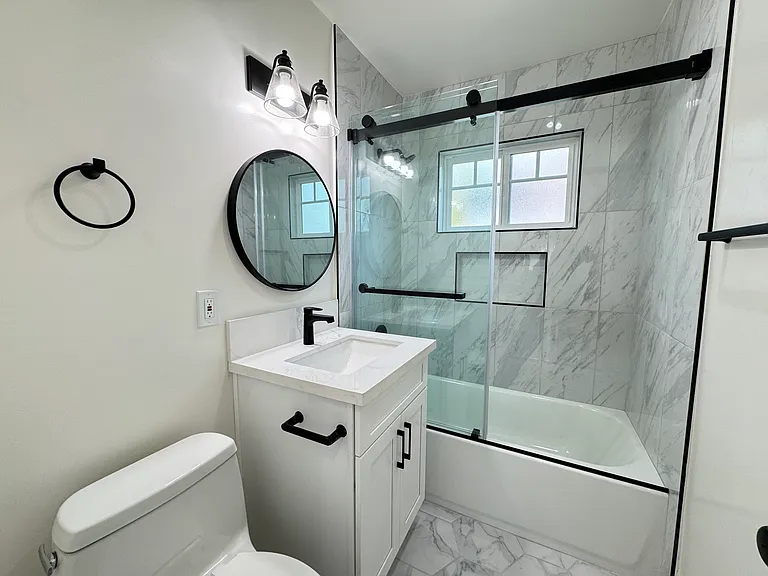 372 S Los Robles Ave #2 — Photo 10