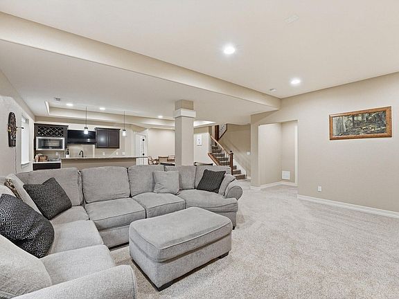 5th image of 10123 Mockingbird Ln