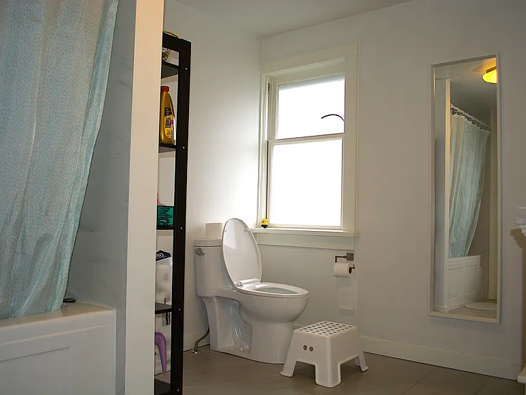 2251 Haywood Ave — Photo 17