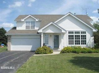 722 Meadow Ridge Ln, Lena, IL 61048