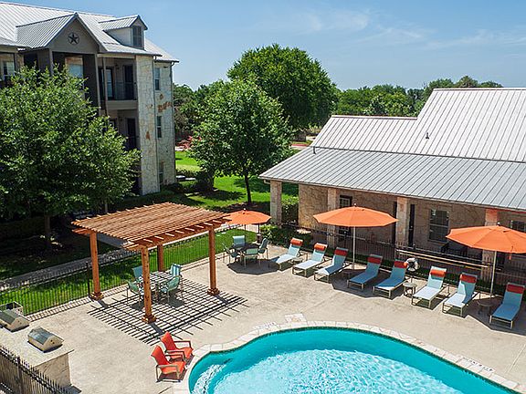 The Woodland Swimming Pool, Boerne, Texas