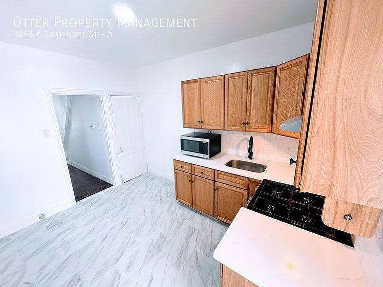 2068 E Somerset St #A — Photo 17