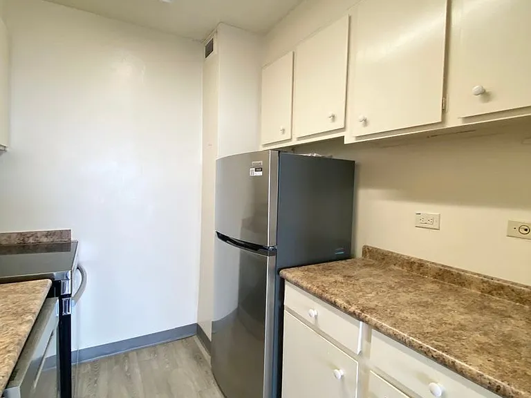 1520 Senate St #188 — Photo 10