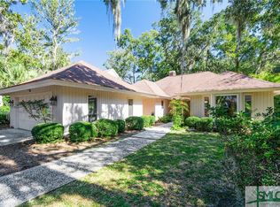6 Hobcaw Ln, Savannah, GA 31411