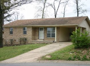 10811 Beverly Hills Dr, Little Rock, AR 72211