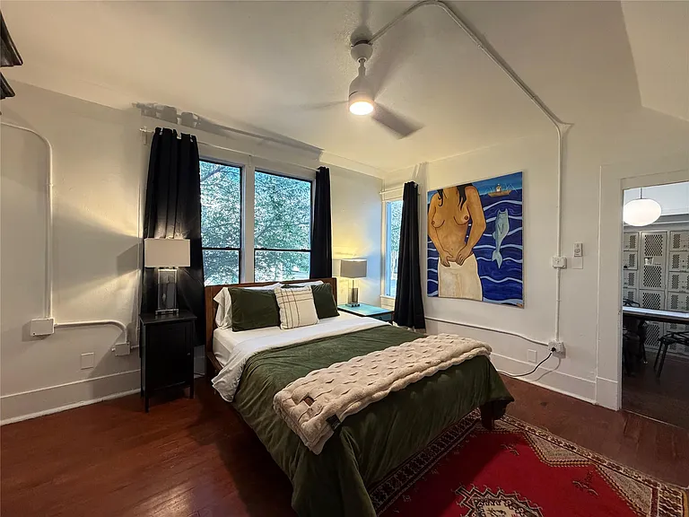 402 Hyde Park Blvd #1 — Photo 17