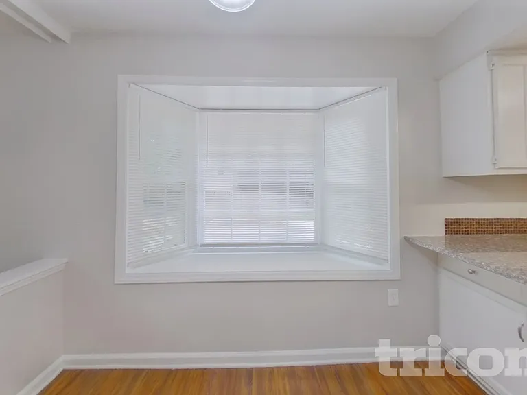 8339 Mission Hills Rd — Photo 6