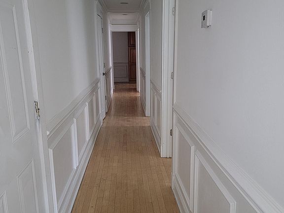 5th image of 561 W Arlington Pl #1