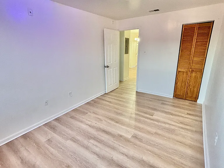 1515 Tyson Ave #3 — Photo 11
