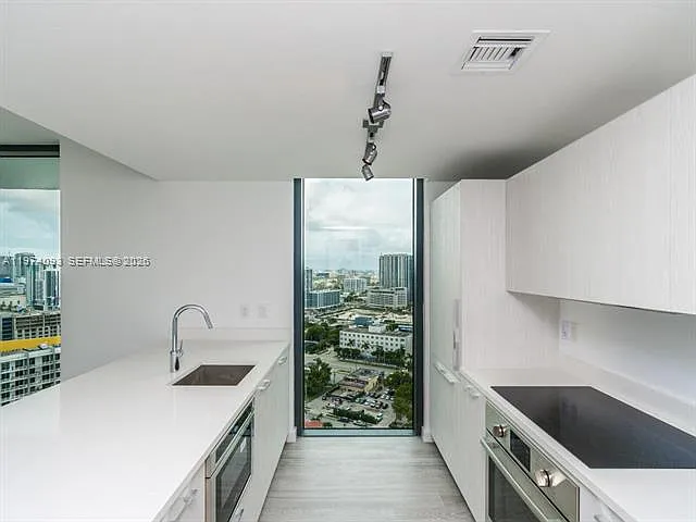 501 NE 31st St #2108 — Photo 9