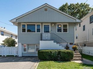 80 Hickory Rd, Port Washington, NY 11050