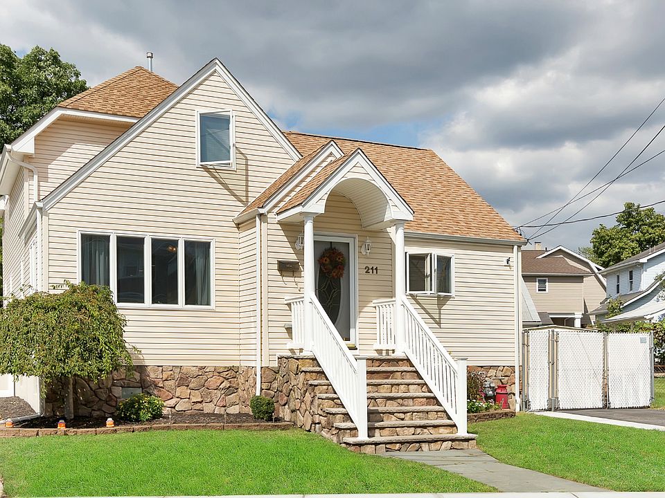 1st image of 211 Peabody Ave