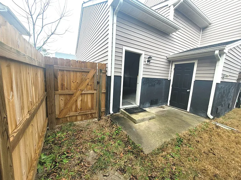 9532 15th Bay St — Photo 58