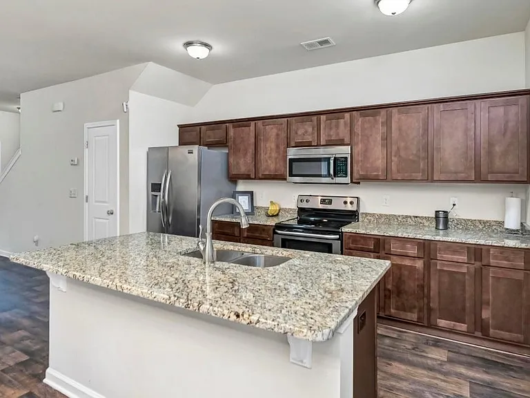 206 Orange Pond Ct — Photo 23