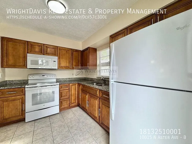 10015 N Aster Ave #B — Photo 12